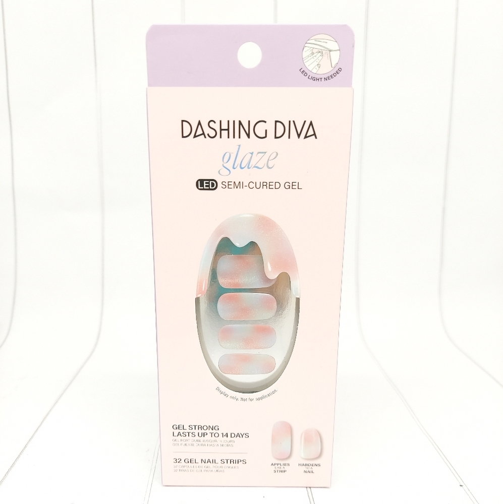 Dashing Diva Glaze LED Semi-Cured Gel Nail Strips - Siren Eyes